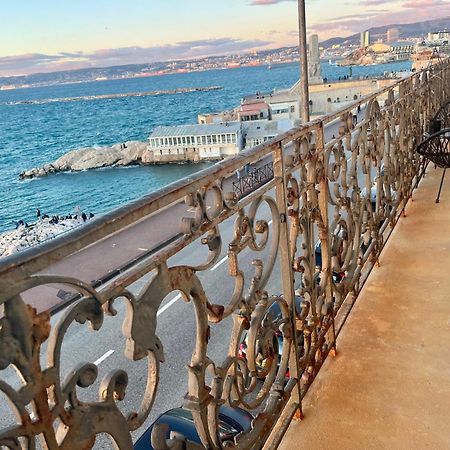 Appartement Sur La Corniche Kennedy Face A La Mer Marsilya Dış mekan fotoğraf