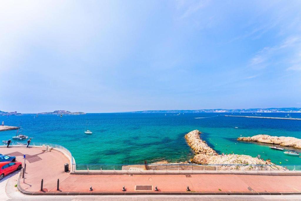 Appartement Sur La Corniche Kennedy Face A La Mer Marsilya Dış mekan fotoğraf